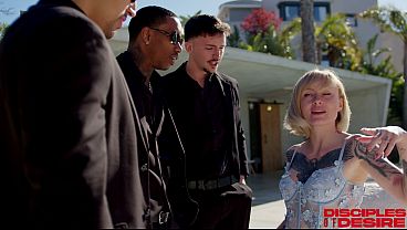 HAILEY HOPE VS 3 GUYS BANG OUT... THIS BITCH TAKES A WHOLE LOT OF DICK