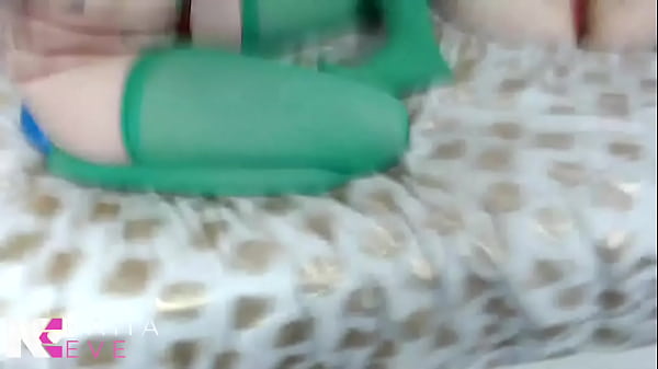 Ho ho ho Up Close Lesbian Pussy Eating