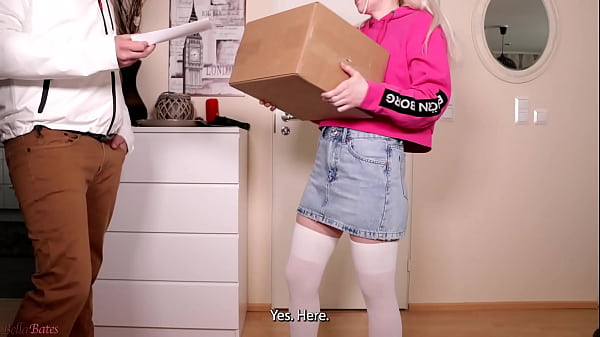 Download Video - Girl alone at Home - Postman cannot miss the opportunity to cum in virgin pussy