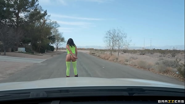 Rollerblader Takes It Up The Ass - Luna Star / Brazzers  / stream full from www.zzfull.com/hiscar