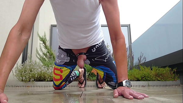 Download Video - Surfer dude outdoor masturbation