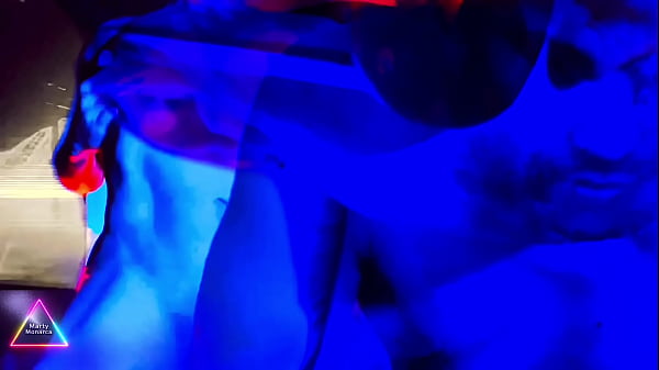 Neon Nights; Back in the groove