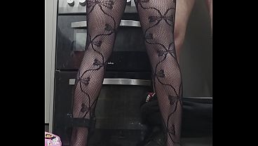 Kitchen handjob big ass in fishnets 4 min