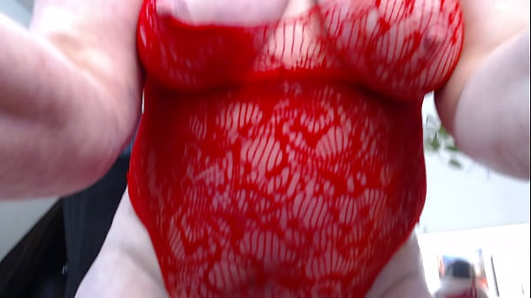 1009 DawnSkye1962 presents a custom for Toby. Worship me from head to toe and back again. Still perky breasts, generous hips and a face begging for cum, this mature hotty is amazing