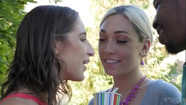Download Video - Interracial threesome with Lily LaBeau and Abella Danger