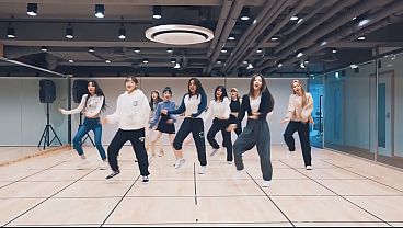LOONA HULA HOOP - DANCE PRACTICE 4K