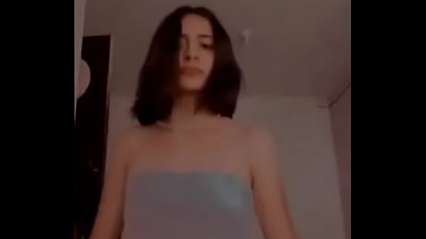 muchacha puta baila sexy para su novio