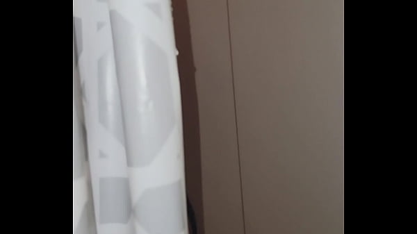 thumb shower