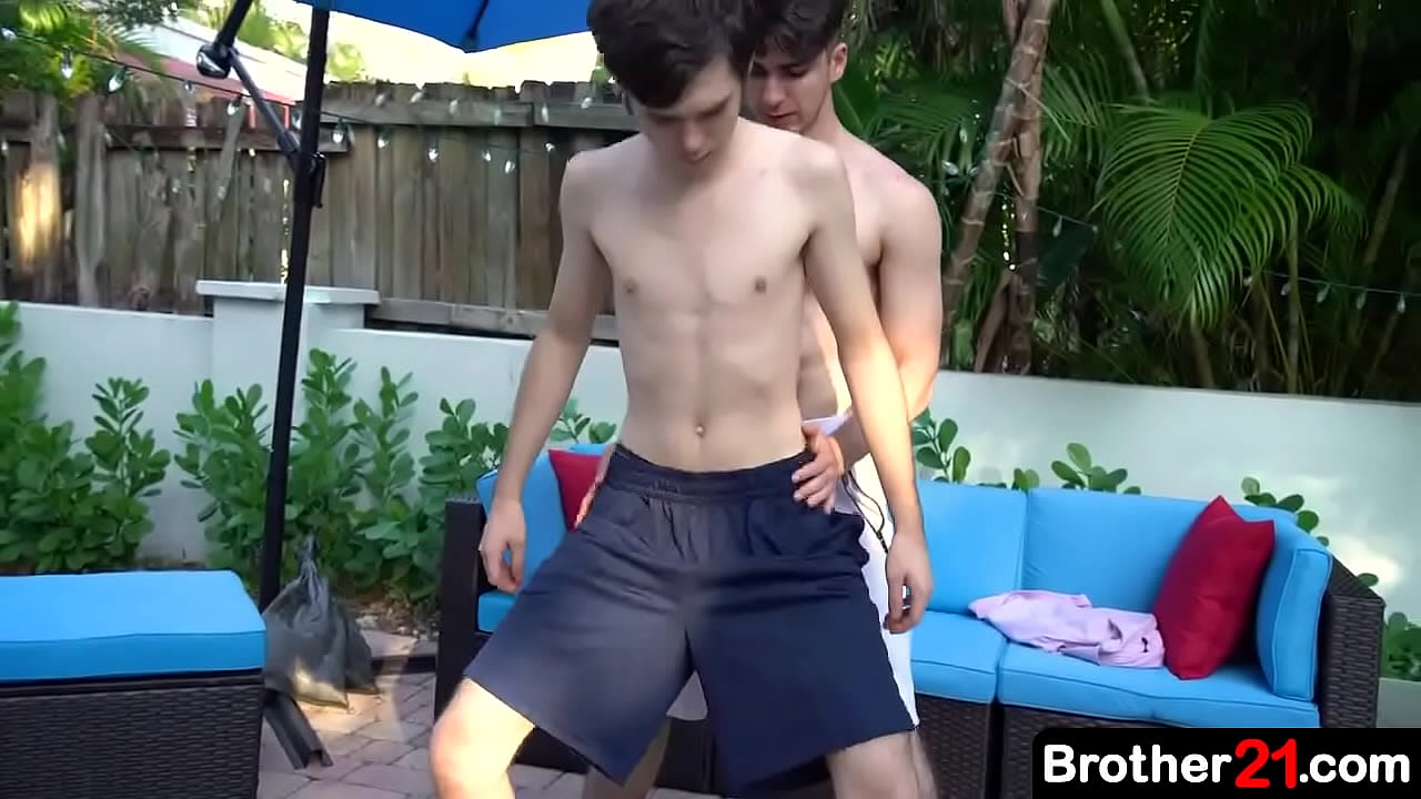 Es perfectamente normal que un hermano se folle a un hermano
                    fucking hardcore outdoor doggystyle young cute gay twink bareback taboo 18yo gay blowjob gay twinks gay anal gay porn step brother young gay step family taboo gay family gay fantasy muchos negros