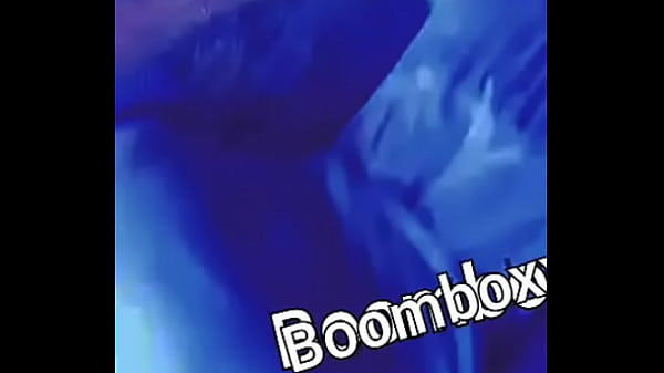 Girl twerks her ass and makes u cum so hard