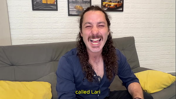 Finishing off the pink pussy of the redhead Lary Fonseca from Macei&oacute;