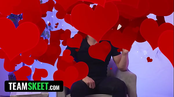 Blindfolded & Horny: Eva Nyx and Axel Haze Compete in a Quiz to See Who Gets to Dominate and Fuck