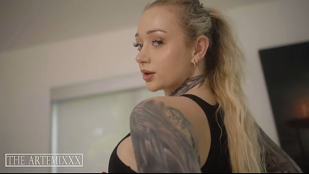 ArtemiXXX folla con la modelo británica de Instagram Sophia Mayy y su coño se estira.
                   ArtemiXXX folla con la modelo británica de Instagram Sophia Mayy y su coño se estira. muchos negros