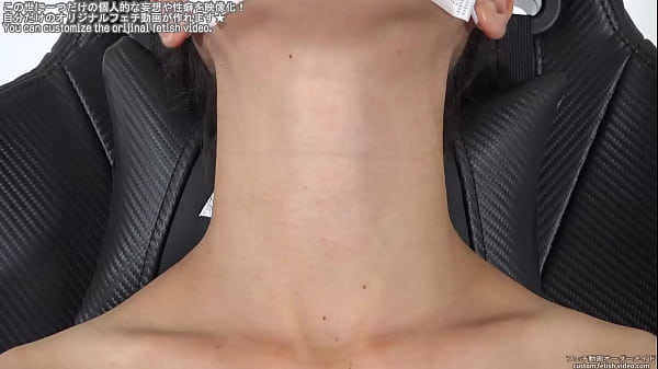 Female neck fetish