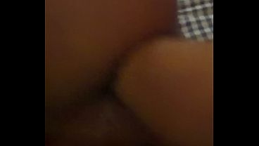 Must watch!!Wife loves to Fist Hubby