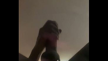 Download Video - DSteasers&colon; masturbating and cumming while I&rsquo;m on break