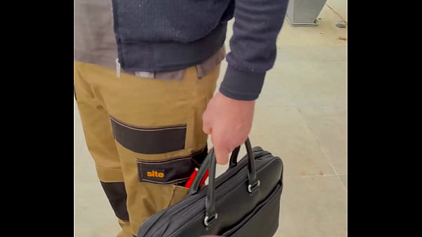 Hello la Team! Dans ce nouvel épisode je vais faire appel à un jardinier - ...