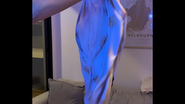 Bárcsak megérinthetnéd ezt a tini segget