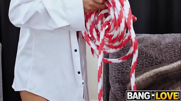 Download Video - Gianna Dior Tying Down A Monster Cock