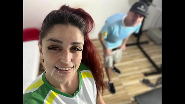 Download Video - Aluna safada fode com seu amigo de escola na sala de aula