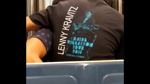 J&oacute;venes calientes