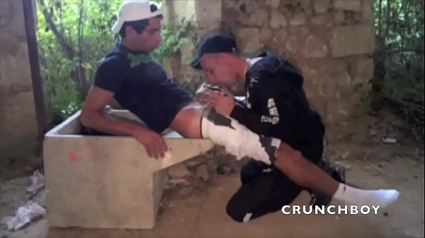 582 sneaker submisstion by the top dominant fri...