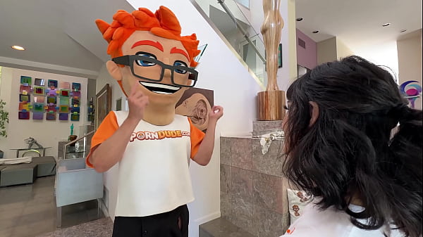 From Fast Food to Fast Times: Lysagna DelRay Rides the PornDude Pepperoni in Mouth-Watering Casting!