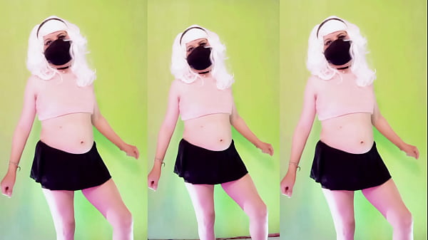 Tranny's First Time with Three Dildos - Maddy Diamond