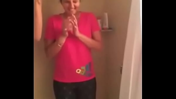 Sania Mirza Als Ice Bucket Challenge - Tennis Player Hd