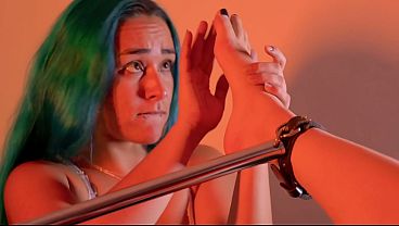 Does Her Foot Look Like Something You'd Want To Feel On Your Face?