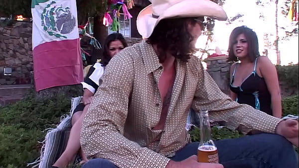 Alisha K and Michelle Avanti are looking for some Tex-Mex flavor, and they are sharing a...