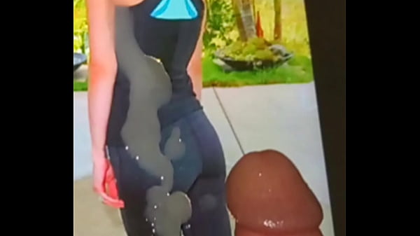 Ashley Simpson Tight Ass