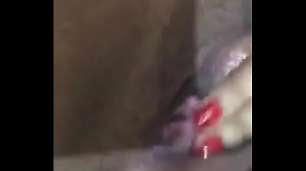 novia colegiala cojiendo en casa