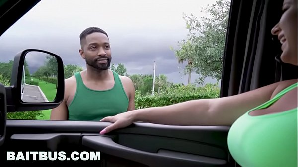 Download Video - BUS - We ed Lawrence Portland And Hooked Jeremy Spreadums On Him