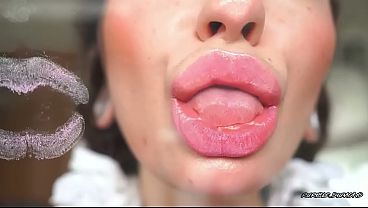 Shiny Metallic Pink kiss and and spit kisses 24 sec