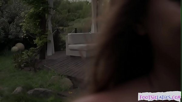 Smalltits euro babe enjoys outdoor footfetish