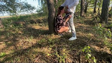He fucked a busty MILF prostitute in the mouth in the wilderness.