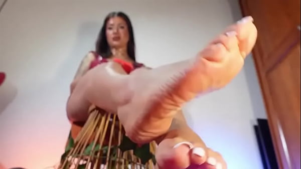 Foot Lover's Dream: Ignoring You with Dusty Sol...