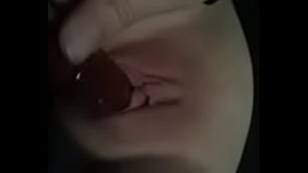 ex gf toying with loose juicy pussy