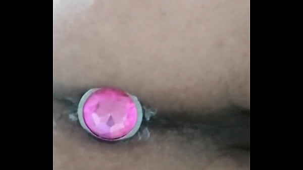 thumb plug anal 4
