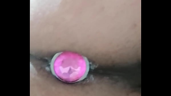 thumb plug anal 4