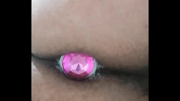 thumb plug anal 4