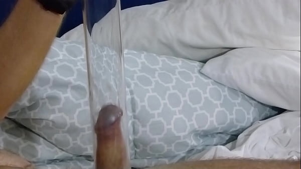 Vacuum Cleaner suck flutter and cum 10 - lying ...