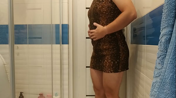 Download Video - Crossdresser in sexy mini dress