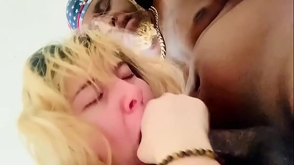 Sucked youngstarbrazys coco for new years and it made our sex explosive!
