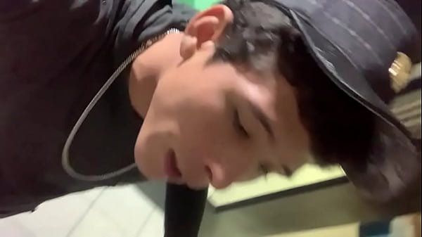 Download Video - Living with a hot jock as a bf sometimes gets a bit funny