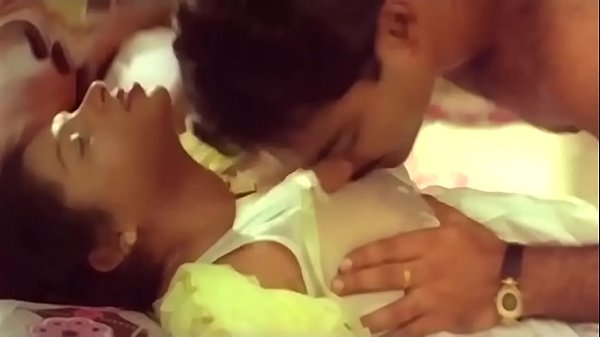 Mallu Actors Husband  And wife Romantic