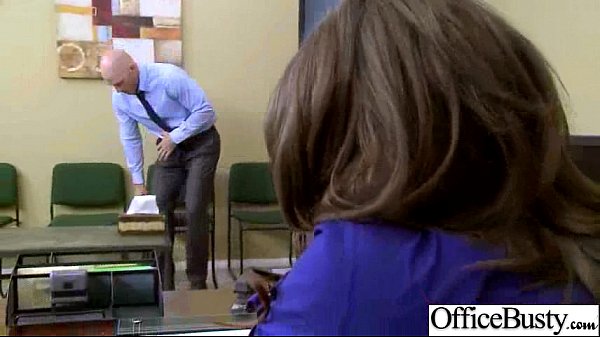 Download Video - &lpar;cassidy banks&rpar; Slut Girl With Big Round Tits Get Bang hard In Office mov-13