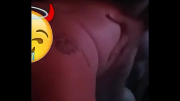 Download Video - Marido comendo esposa do Amigo e safada filmando