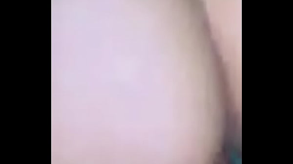 Download Video - Mi hombre me nalguea pero con ganas